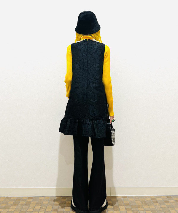 ひるてぃさんの「BEAMS WOMEN｜sister jane / Priya Embellished Trousers」を使ったコーディネート