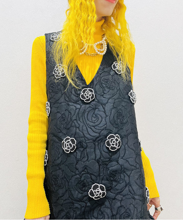 ひるてぃさんの「BEAMS WOMEN｜sister jane / Priya Embellished Trousers」を使ったコーディネート