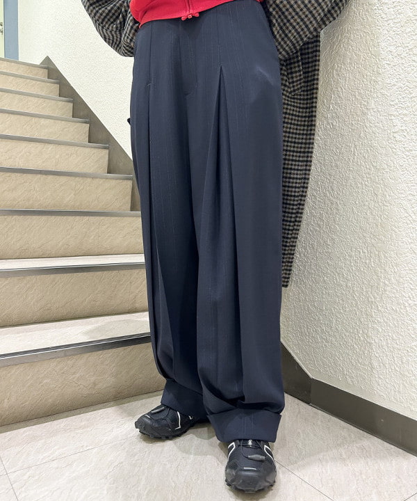 庭野 優紀さんの「La Maison de Lyllis &times; Ray BEAMS / 別注 TUM フード」を使ったコーディネート