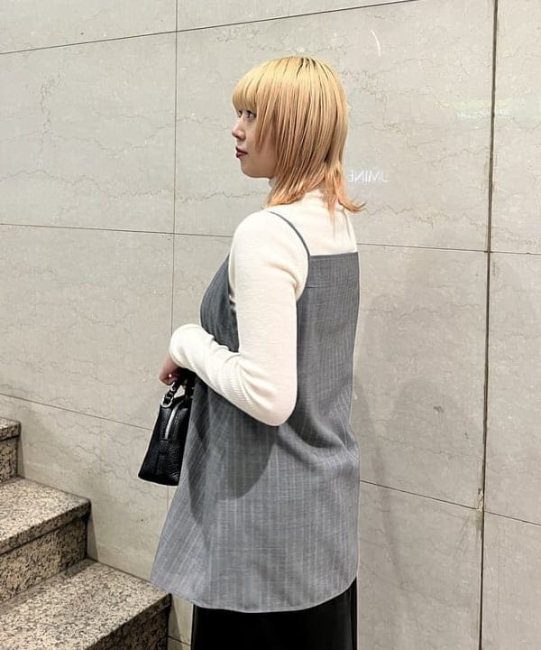 篠崎 香月さんの「BEAMS WOMEN｜GIANNI CHIARINI / ALIFA レザーショルダーバッグ S」を使ったコーディネート