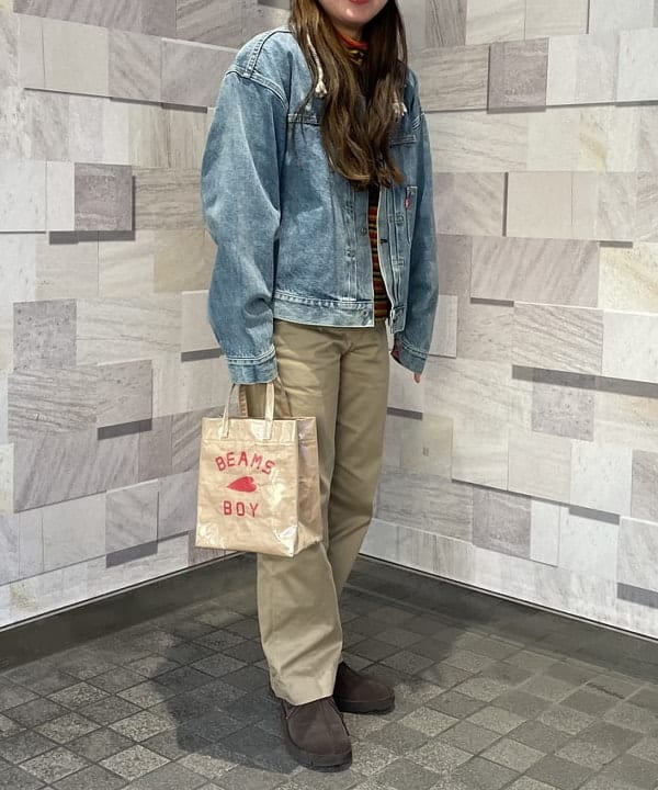サイトウ　トモミさんの「BEAMS BOY / BBロゴ ショップバック」を使ったコーディネート