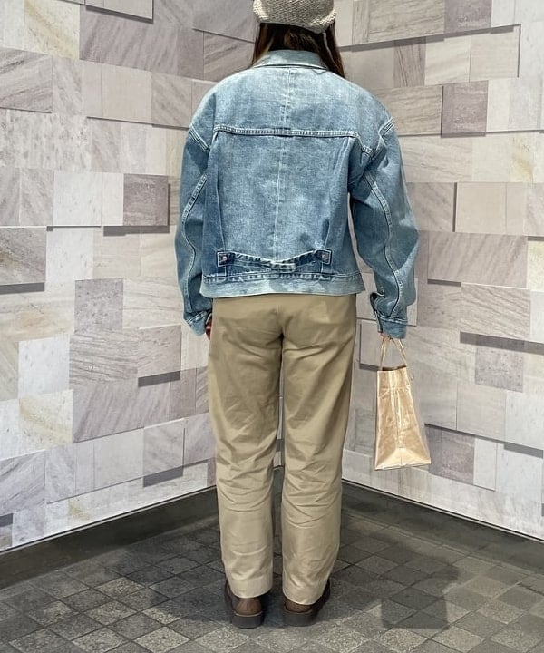 サイトウ　トモミさんの「BEAMS BOY / BBロゴ ショップバック」を使ったコーディネート