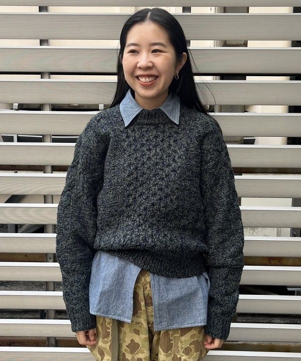 ミナミマリコさんの「BEAMS WOMEN｜【別注】BUZZ RICKSON'S / シャンブレー ロングスリーブ シャツ」を使ったコーディネート