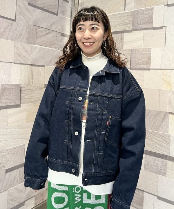 庭野 優紀さんの「I Hate Monday / flower lace ストッキング black」を使ったコーディネート