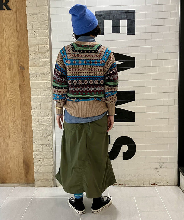 小原 もこさんの「BEAMS WOMEN｜【別注】BUZZ RICKSON'S / シャンブレー ロングスリーブ シャツ」を使ったコーディネート