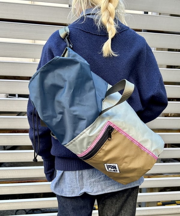 ナツハさんの「BEAMS WOMEN｜【別注】BUZZ RICKSON'S / シャンブレー ロングスリーブ シャツ」を使ったコーディネート