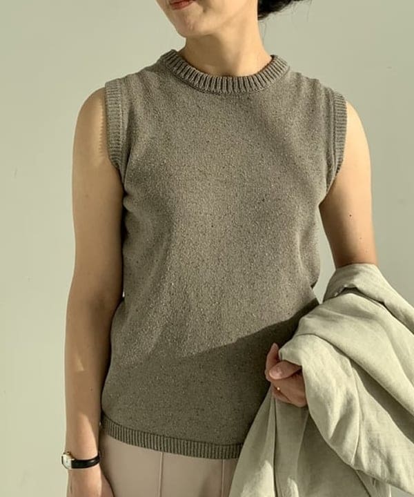 松元 晴佳さんの「BEAMS WOMEN｜AK+1 / ストレッチ パンツ」を使ったコーディネート