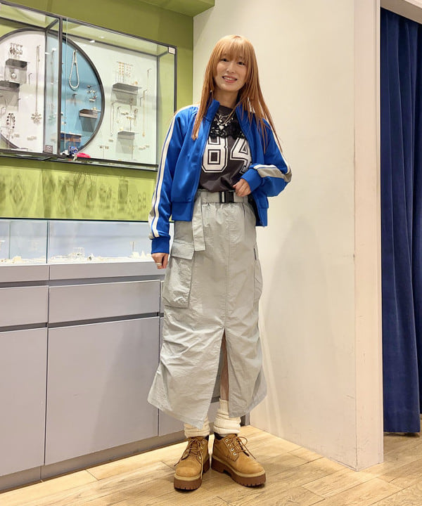 イトウミサキさんの「BEAMS WOMEN｜マリンチェーン マンテル ハート ネックレス」を使ったコーディネート