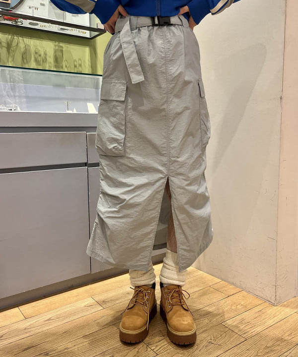 イトウミサキさんの「BEAMS WOMEN｜マリンチェーン マンテル ハート ネックレス」を使ったコーディネート