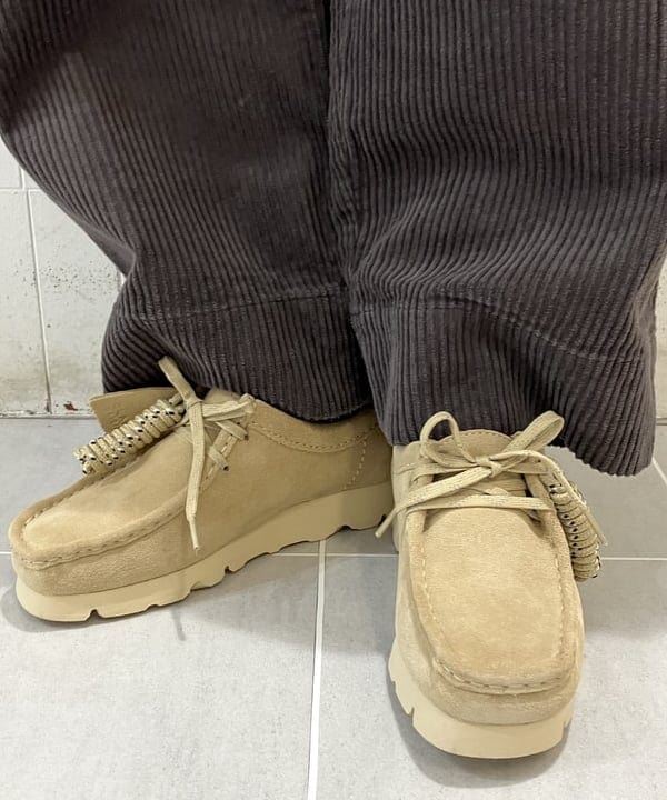 小原 もこさんの「BEAMS WOMEN｜CLARKS ORIGINALS / Wallabee Boot GTX 23SS」を使ったコーディネート