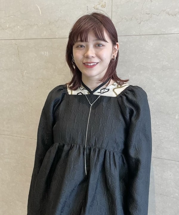 田中 里実さんの「BEAMS WOMEN｜Ray BEAMS / フクレ ジャカード スクエアネック ミニワンピース」を使ったコーディネート