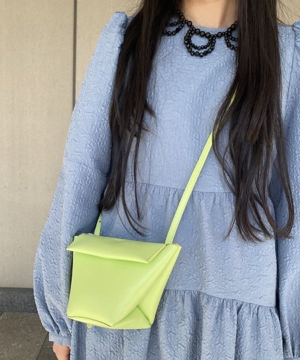 ayaさんの「BEAMS WOMEN｜YAHKI / YH-610 クロスボディバッグ」を使ったコーディネート