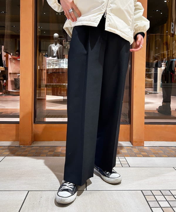 川口 恵さんの「BEAMS WOMEN｜Ray BEAMS / 14G リブ タートルネック ニット」を使ったコーディネート