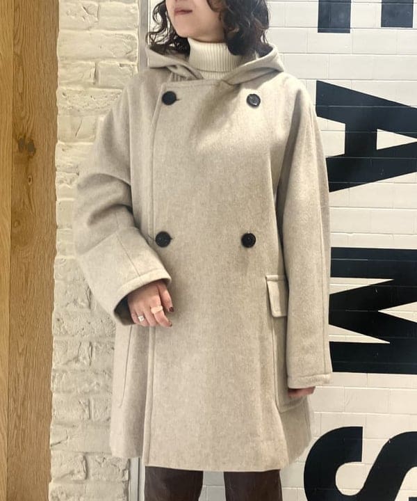 よしだゆりさんの「BEAMS WOMEN｜ORCIVAL /  ライト モッサコート」を使ったコーディネート