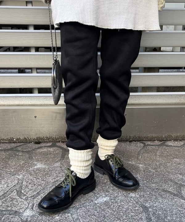 ミナミマリコさんの「BEAMS WOMEN｜BEAMS BOY / がま口 ビッグ ポーチ」を使ったコーディネート