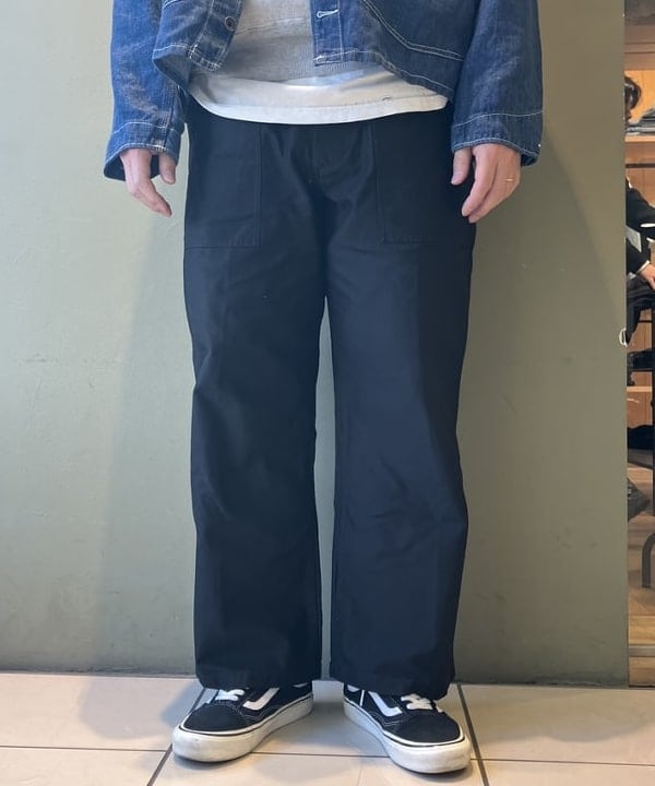 滝沢 一喜さんの「BEAMS WOMEN｜BEAMS PLUS / MIL Utility Trousers」を使ったコーディネート