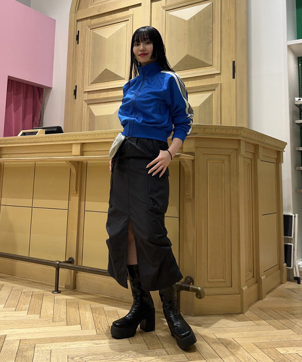 ayaneさんの「BEAMS WOMEN｜Ray BEAMS / プラットフォーム ブーツ」を使ったコーディネート