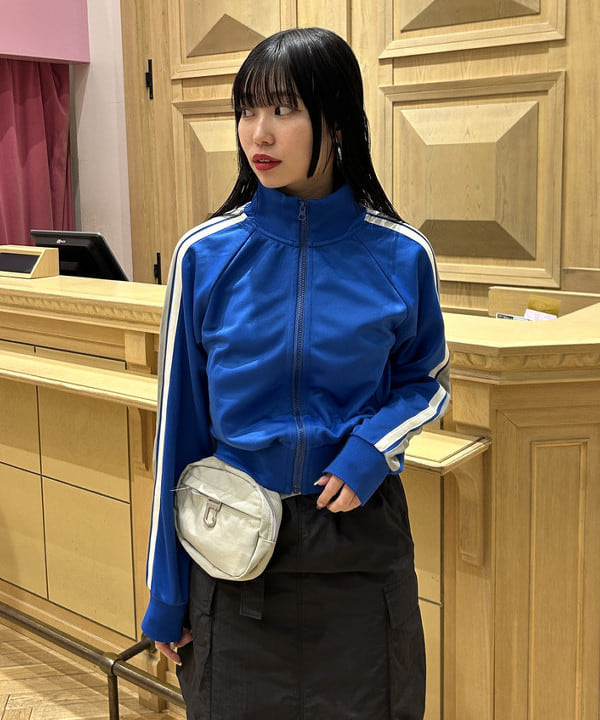 ayaneさんの「BEAMS WOMEN｜Ray BEAMS / プラットフォーム ブーツ」を使ったコーディネート