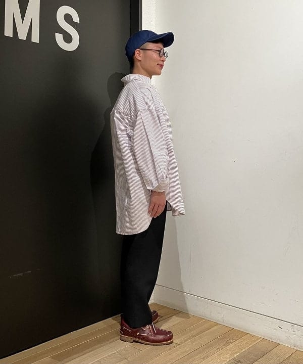 土田 達也さんの「BEAMS WOMEN｜BEAMS BOY / ポリエステル ウール シンチ バック スラックス」を使ったコーディネート