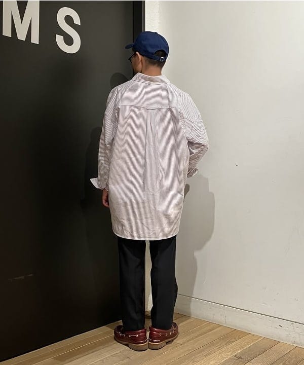 土田 達也さんの「BEAMS WOMEN｜BEAMS BOY / ポリエステル ウール シンチ バック スラックス」を使ったコーディネート