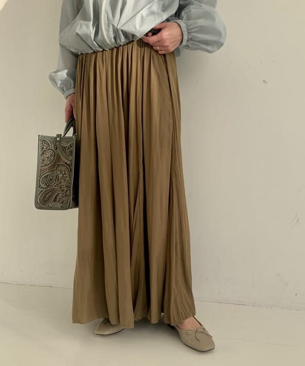 松元 晴佳さんの「BEAMS WOMEN｜AK+1 / アンブレラ スカート」を使ったコーディネート