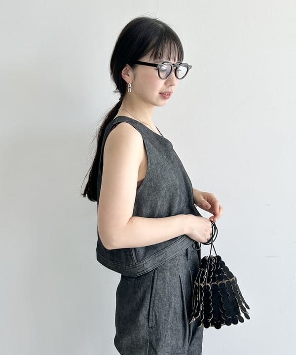 佐藤 美樹さんの「BEAMS WOMEN｜エディター坪田あさみ × woadblue × Demi-Luxe BEAMS / 別注 2タック デニムパンツ」を使ったコーディネート