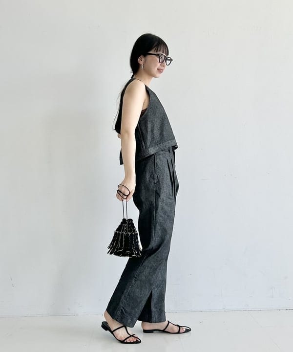 佐藤 美樹さんの「BEAMS WOMEN｜エディター坪田あさみ × woadblue × Demi-Luxe BEAMS / 別注 2タック デニムパンツ」を使ったコーディネート