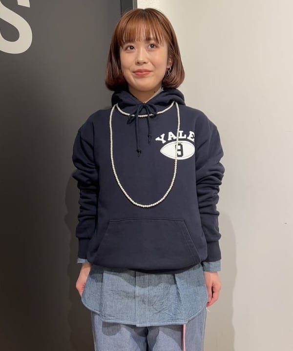 ando naoさんの「BEAMS WOMEN｜【別注】BUZZ RICKSON'S / シャンブレー ロングスリーブ シャツ」を使ったコーディネート