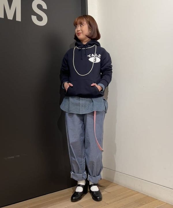 ando naoさんの「BEAMS WOMEN｜【別注】BUZZ RICKSON'S / シャンブレー ロングスリーブ シャツ」を使ったコーディネート