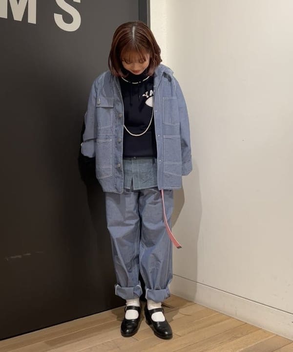 ando naoさんの「BEAMS WOMEN｜【別注】BUZZ RICKSON'S / シャンブレー ロングスリーブ シャツ」を使ったコーディネート