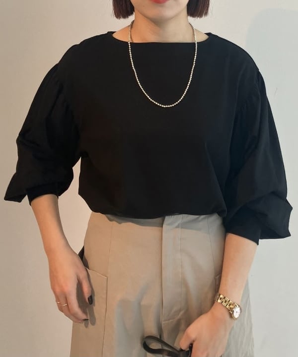 SAKAIさんの「BEAMS WOMEN｜Demi-Luxe BEAMS / コットン リネン リラックス パンツ」を使ったコーディネート