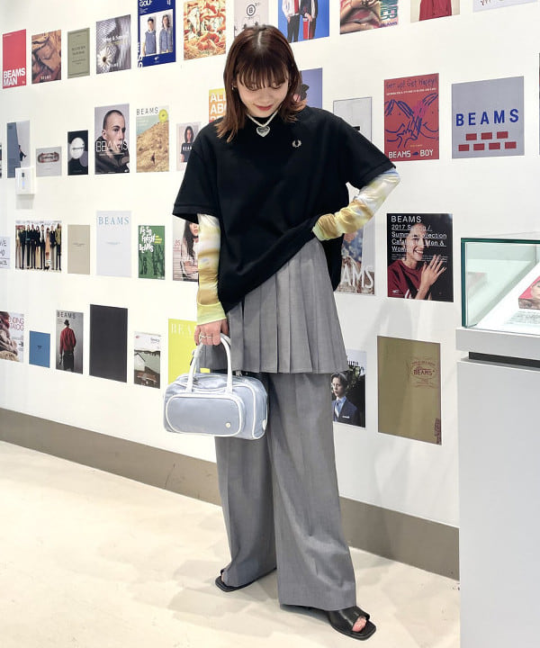 田中 里実さんの「BEAMS WOMEN｜FRED PERRY × Ray BEAMS / 別注 Reluxed Pique T-shirt」を使ったコーディネート