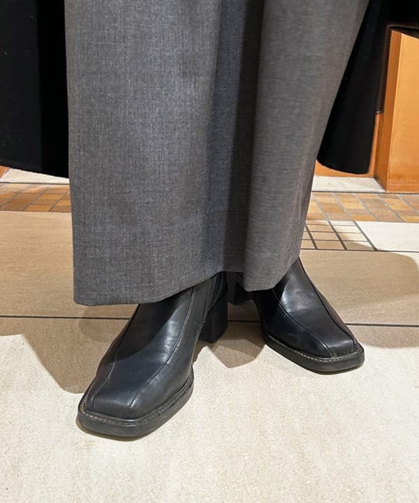 川口 恵さんの「BEAMS WOMEN｜Ray BEAMS / ストレッチ ショート ブーツ」を使ったコーディネート