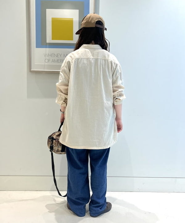 カスタニ モモノさんの「BEAMS WOMEN｜BEAMS BOY / 樹脂 パール ロング ネックレス」を使ったコーディネート