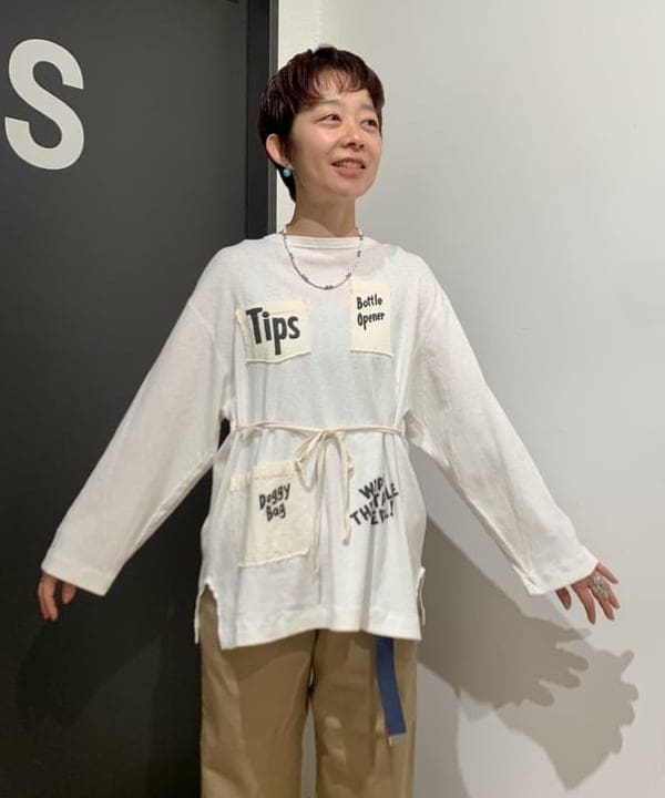 矢野(青木)優香さんの「BEAMS WOMEN｜BUZZ RICKSON'S × BEAMS BOY / チノパンツ」を使ったコーディネート