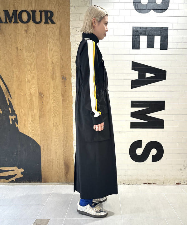 Nagumo Yukiさんの「BEAMS WOMEN｜BEAMS BOY / ラメ リブ クルー ソックス NEW」を使ったコーディネート