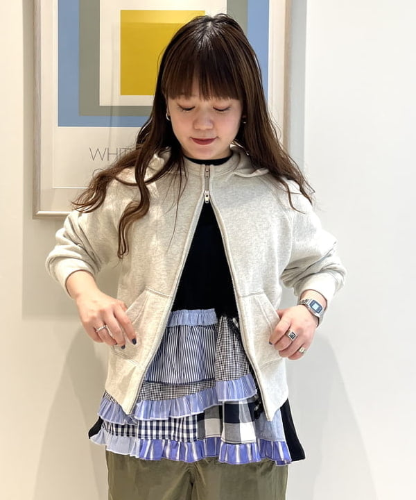 カスタニ モモノさんの「BEAMS WOMEN｜」を使ったコーディネート