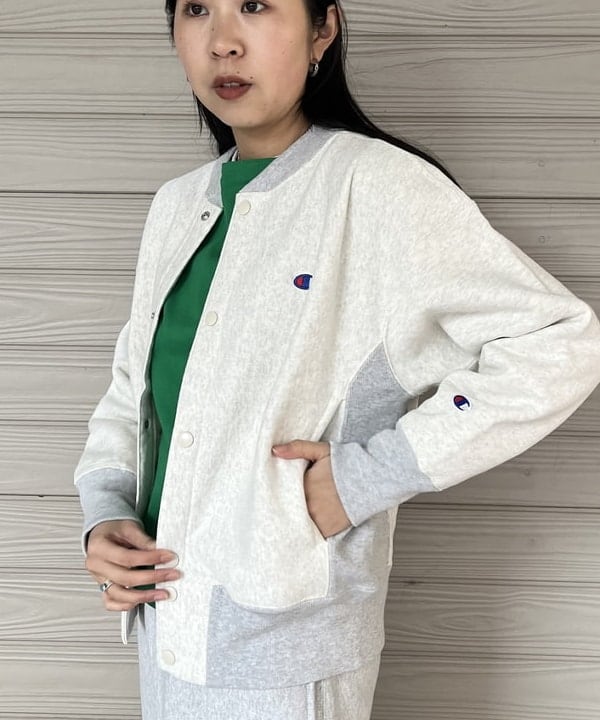 ミナミマリコさんの「BEAMS WOMEN｜Champion × BEAMS BOY / 別注 リバースウィーブ(R) スナップカーディガン」を使ったコーディネート