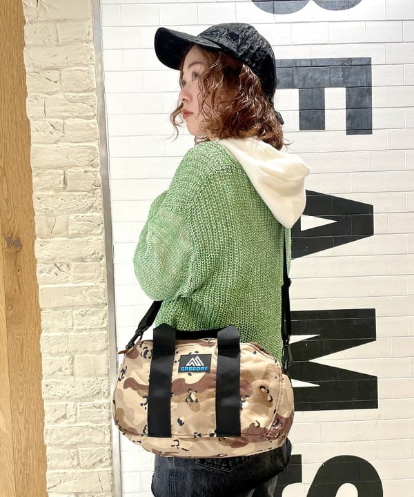 カタヤマ アヤさんの「BEAMS WOMEN｜BEAMS BOY / Uネック ビッグ プルオーバー」を使ったコーディネート