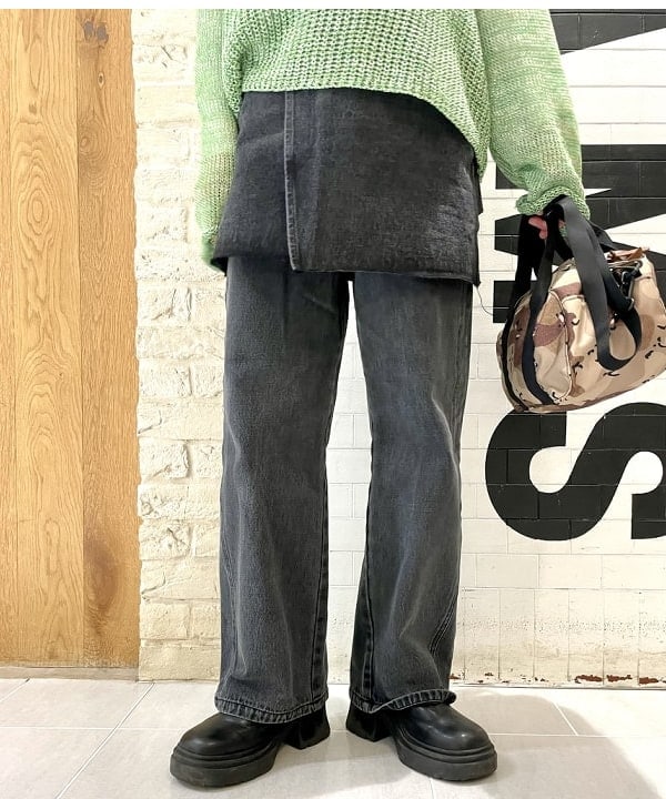 カタヤマ アヤさんの「BEAMS WOMEN｜BEAMS BOY / Uネック ビッグ プルオーバー」を使ったコーディネート