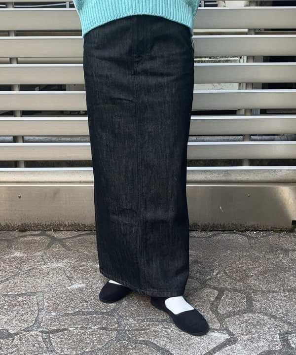 中川　ゆららさんの「BEAMS WOMEN｜GIANNI CHIARINI / メタリック ALIFA レザーショルダーバッグ S」を使ったコーディネート