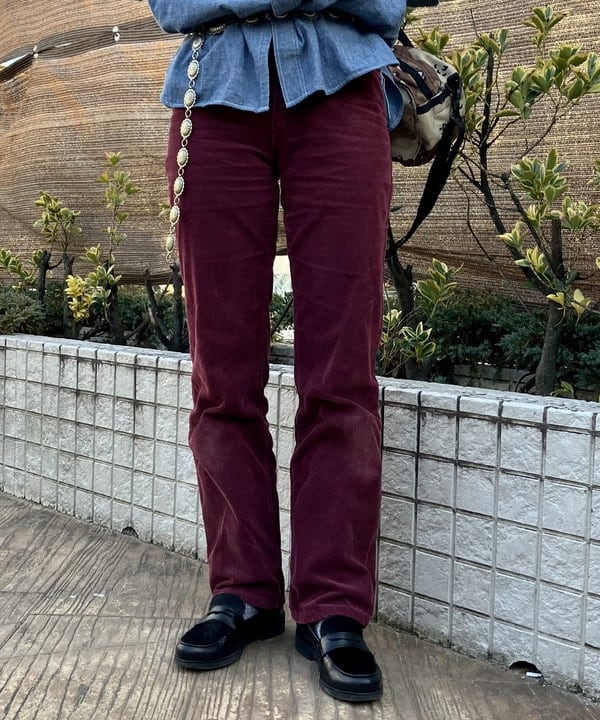 小原 もこさんの「BEAMS WOMEN｜【別注】BUZZ RICKSON'S / シャンブレー ロングスリーブ シャツ」を使ったコーディネート