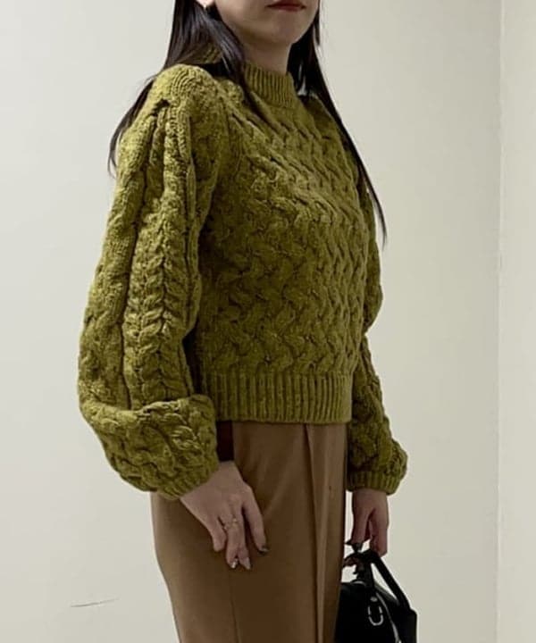 関 桂子さんの「BEAMS WOMEN｜GIANNI CHIARINI / ALIFA レザーショルダーバッグ S」を使ったコーディネート