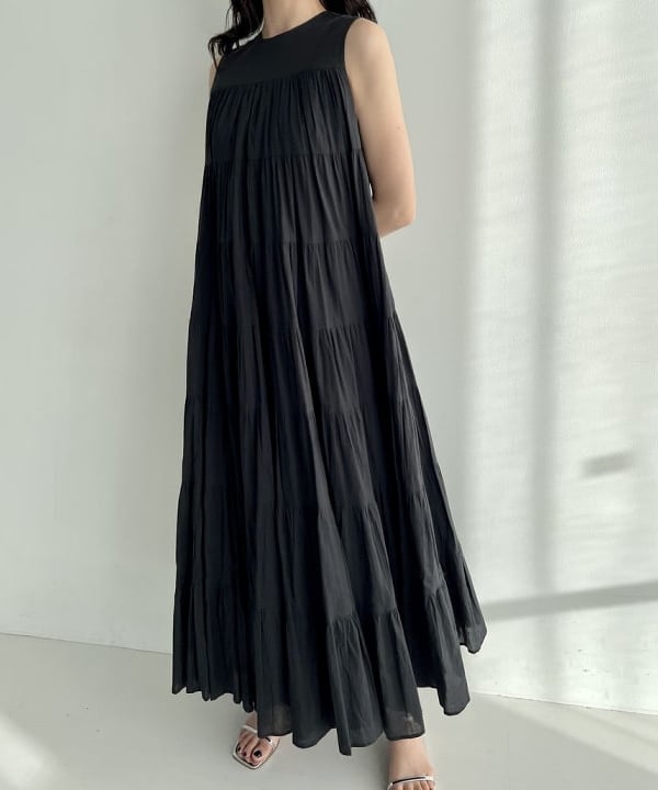 中丸　栞さんの「BEAMS WOMEN｜MARIHA / ミューズのドレス」を使ったコーディネート