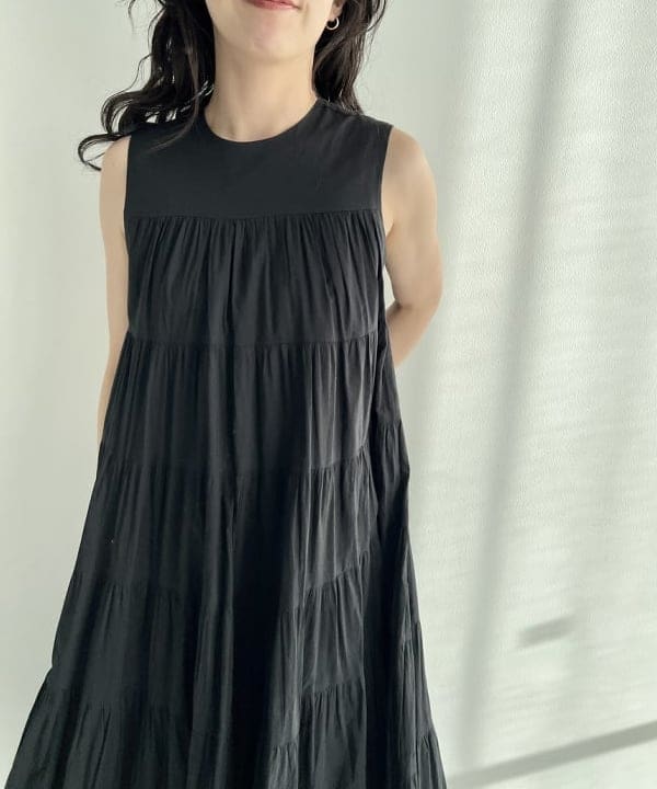 中丸　栞さんの「BEAMS WOMEN｜MARIHA / ミューズのドレス」を使ったコーディネート