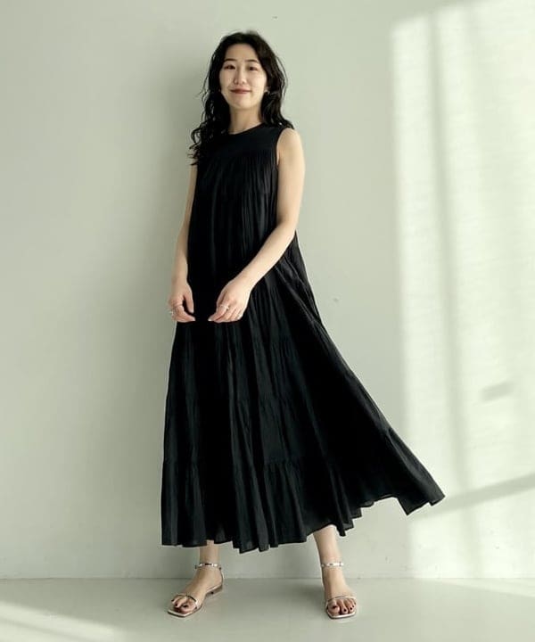 中丸　栞さんの「BEAMS WOMEN｜MARIHA / ミューズのドレス」を使ったコーディネート