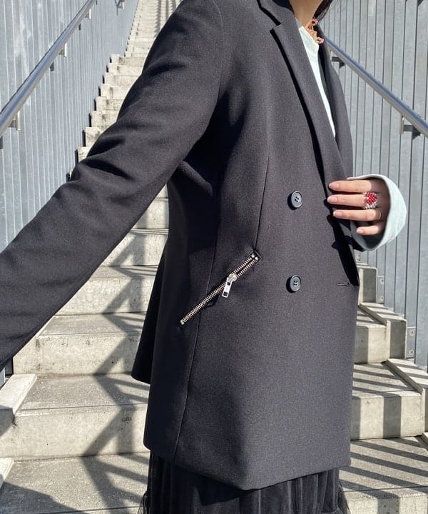 ayaさんの「BEAMS WOMEN｜designsix / ビーズ フラワー ネックレス」を使ったコーディネート