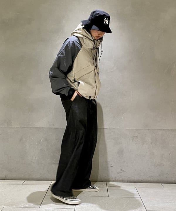 りゅうりゅうさんの「BEAMS WOMEN｜3トーン ナイロン フーディジャケット」を使ったコーディネート