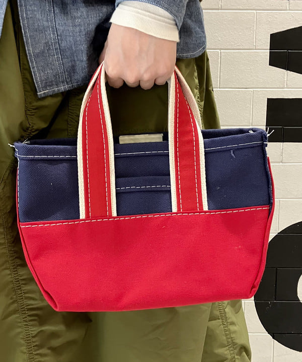 小原 もこさんの「BEAMS WOMEN｜【別注】BUZZ RICKSON'S / シャンブレー ロングスリーブ シャツ」を使ったコーディネート