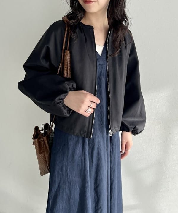 中丸　栞さんの「BEAMS WOMEN｜Purpred / トング ピロー サンダル」を使ったコーディネート